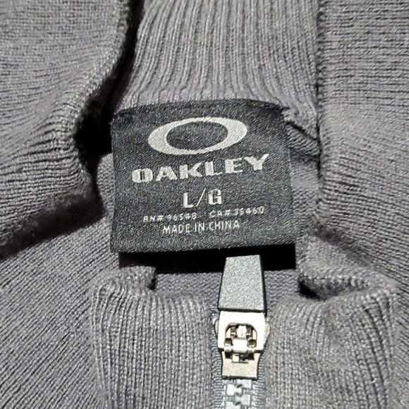 Men's Oakley sweater - Picture 2 of 2